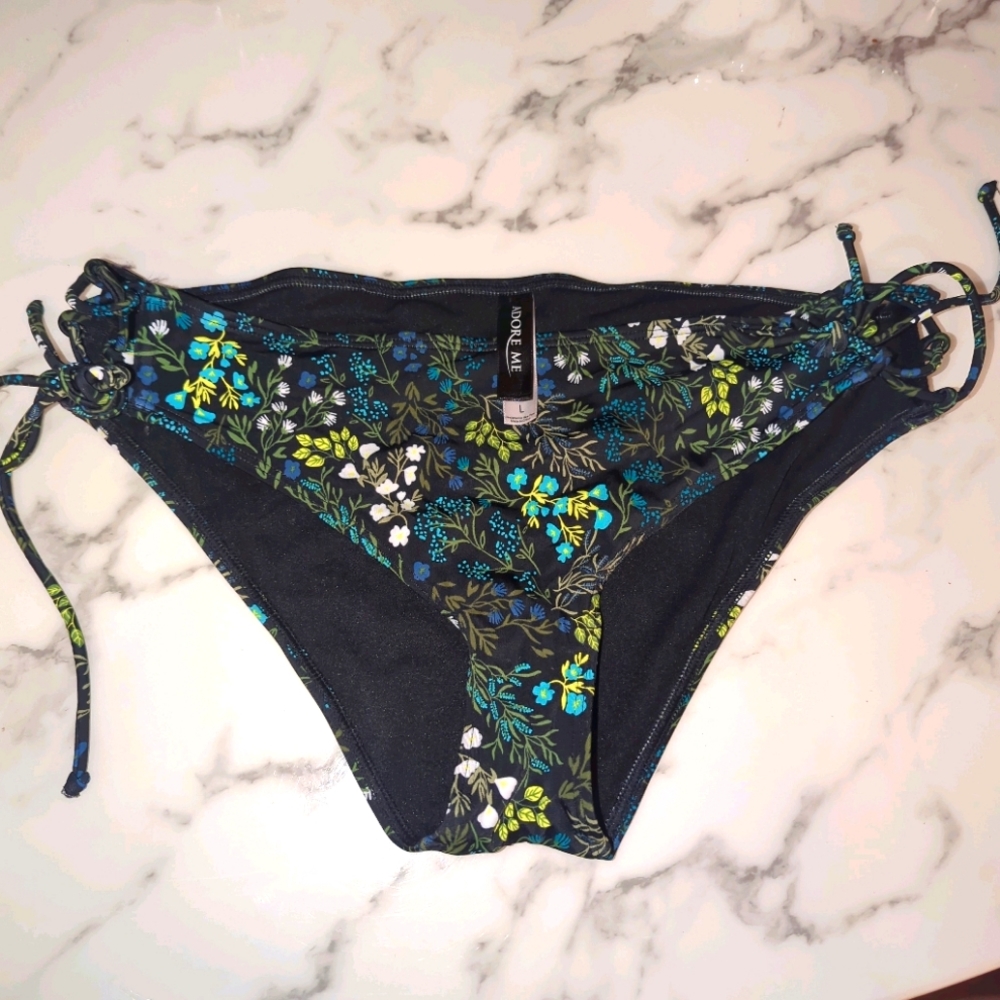 👙L Floral Bikini Bottom